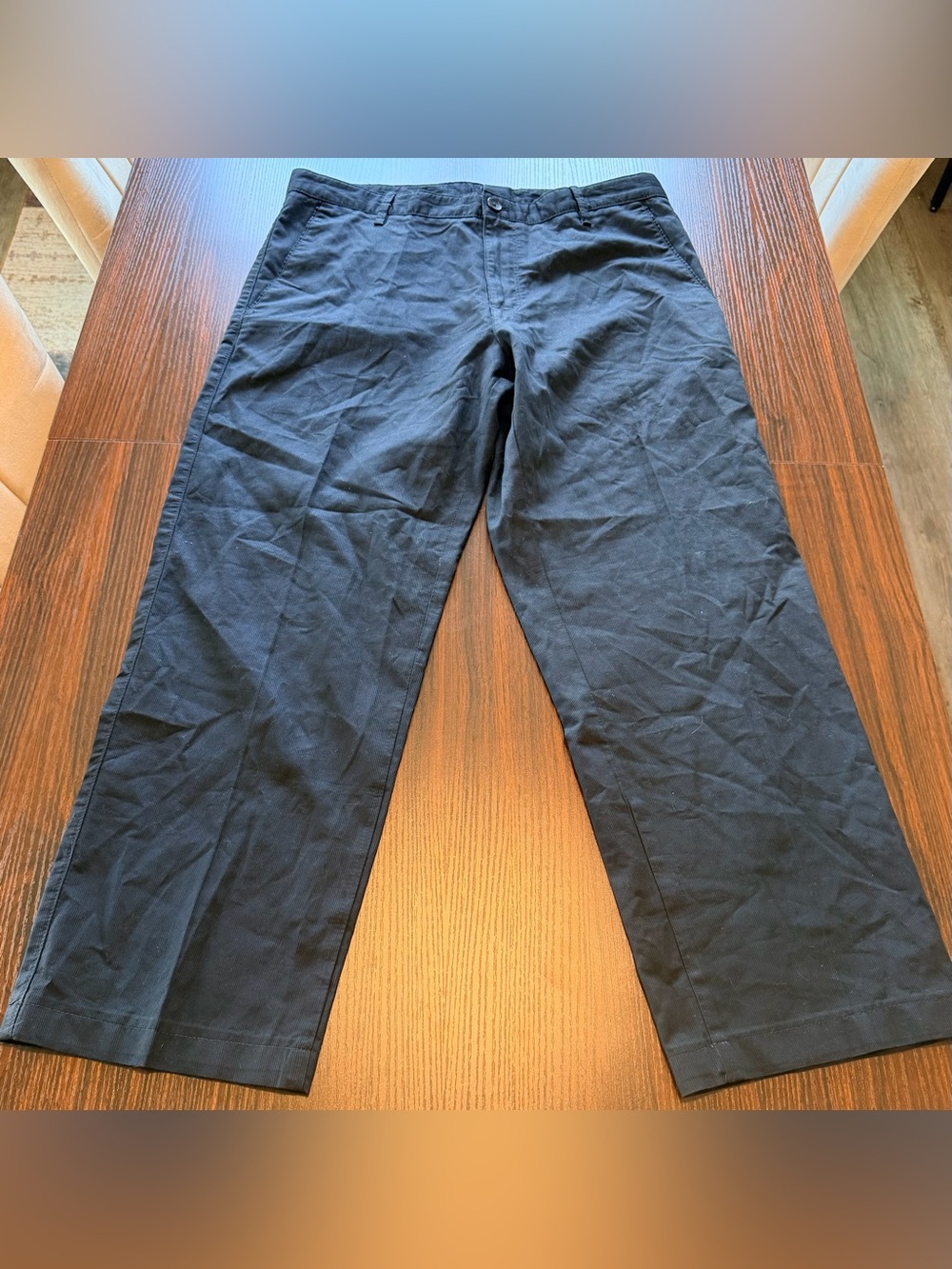 ⁠Calvin Klein Mens Black Cotton Flat Front Chino Pants Casual Slacks 35x26.5